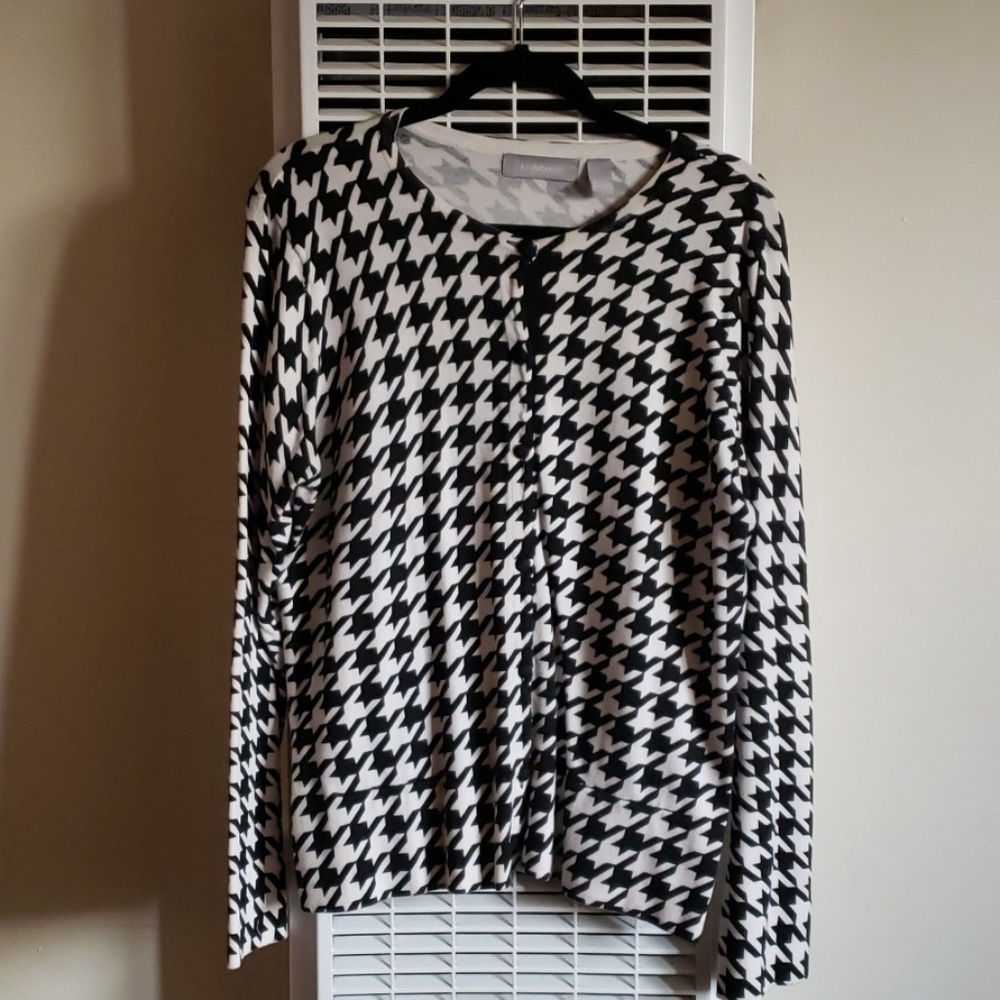 Liz Claiborne black and white Houndstooth Cardigan